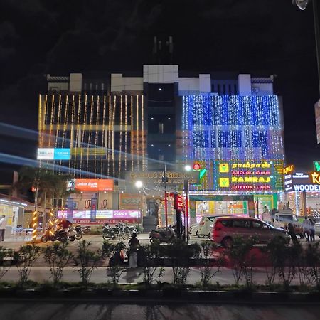 Famous Residency Hotel Tiruchirappalli Bagian luar foto